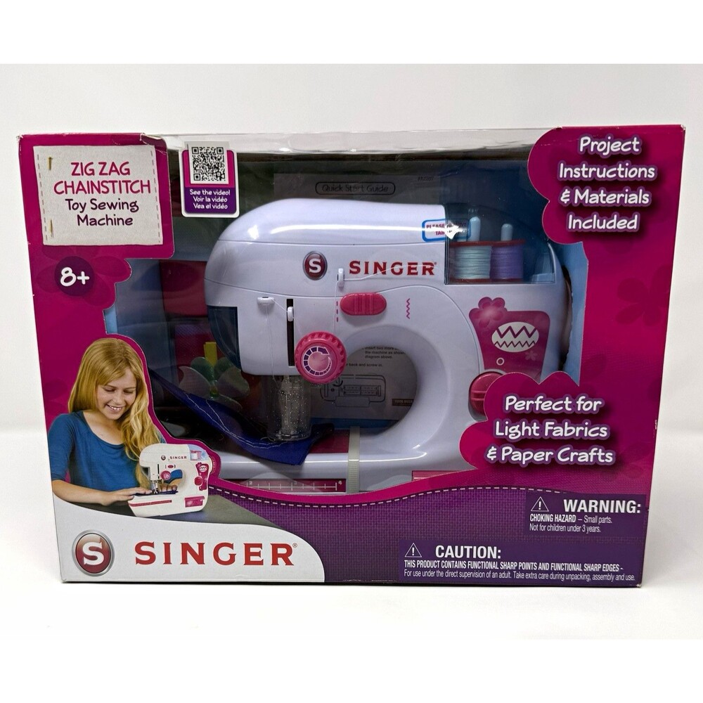 SINGER Zig Zag Chainstitch Toy Sewing Machine, Ages 8+